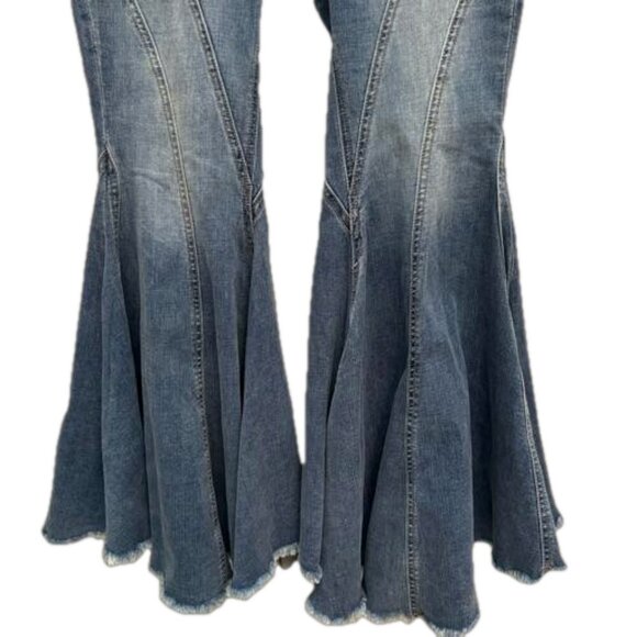 Free People Twirl-on Mid Rise Flare Jeans NWT - Picture 10 of 11